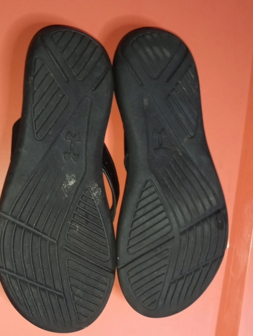 Under Armour Men’s 8 Black 4D Foam Performance Flip Flops Sandals